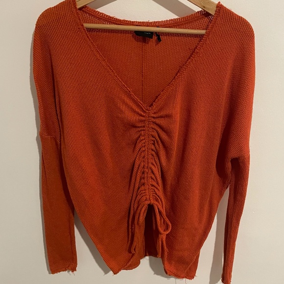Urban Outfitters Burnt Orange Cinch Front Sweater - Picture 2 of 7